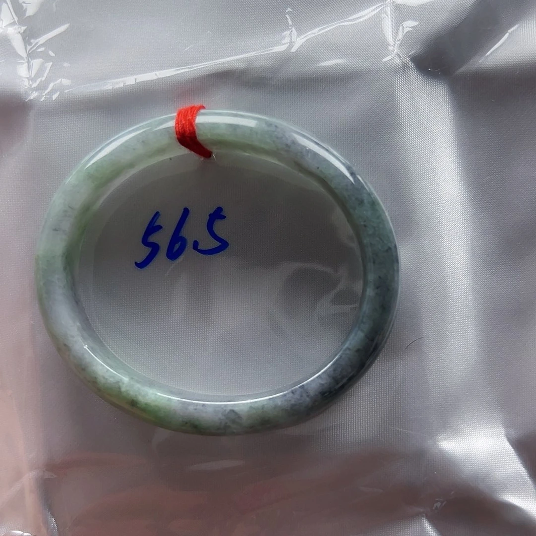 翡翠手镯未镶嵌天然A货翡手镯精美时尚