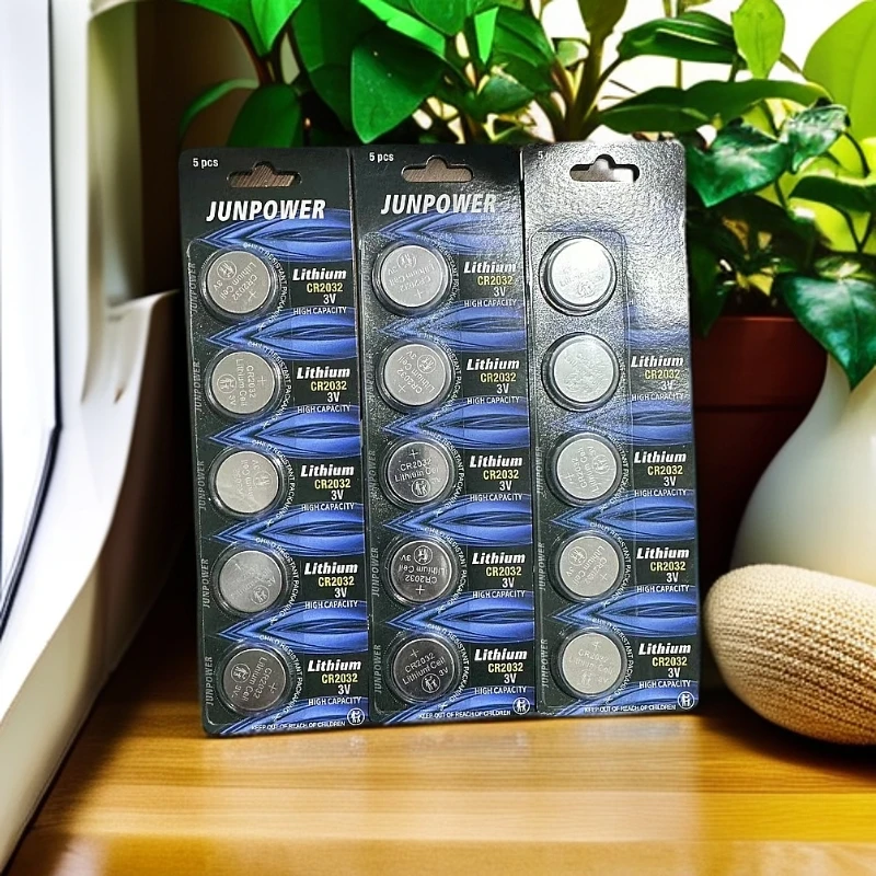（新款福利）CR2032纽扣电池    发3