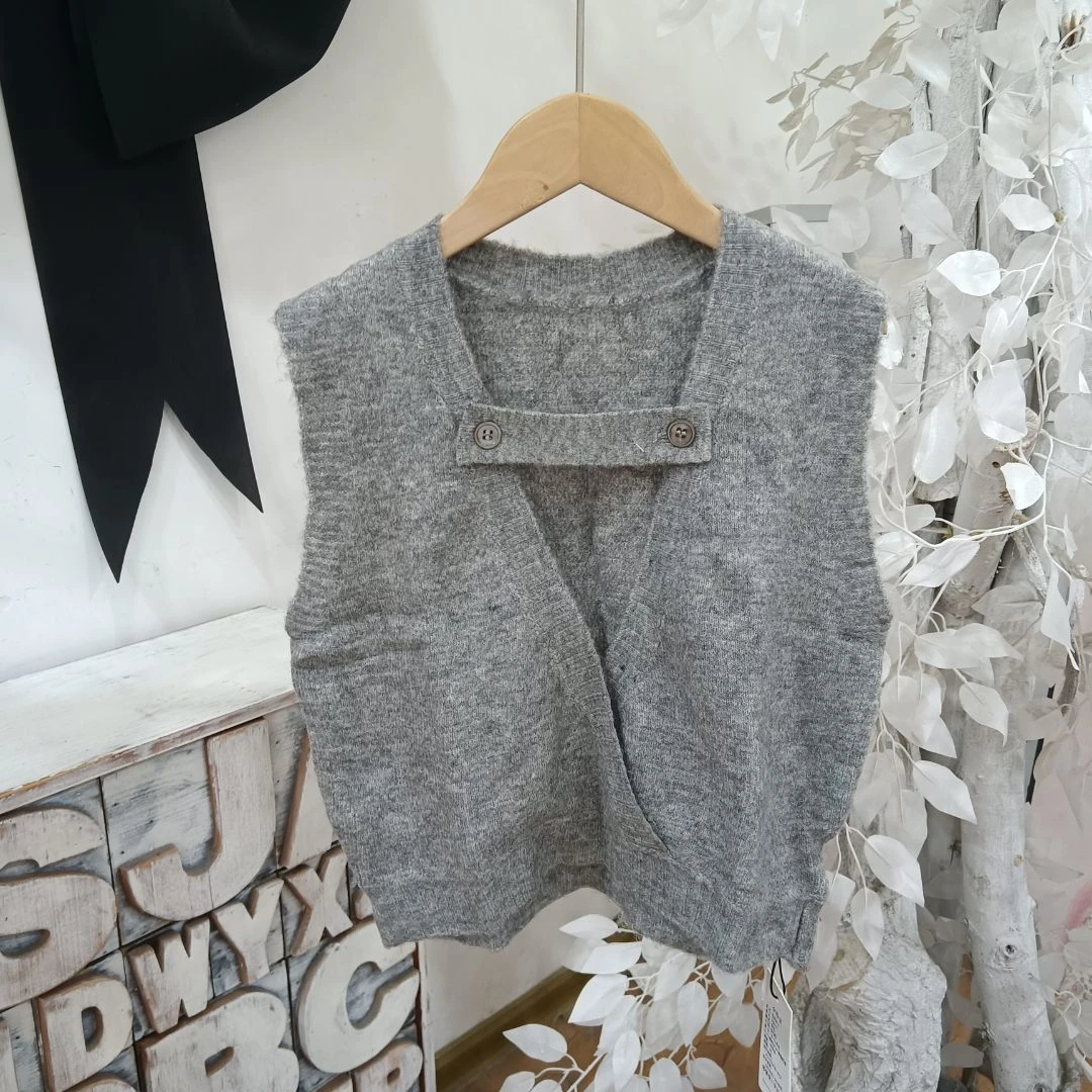 I402灰色毛衣马甲童装/IWI