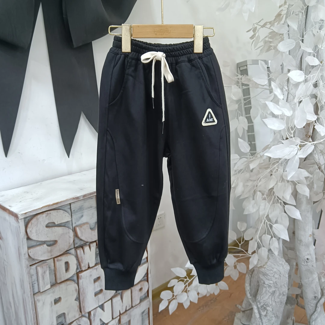 F018黑色卫裤童装