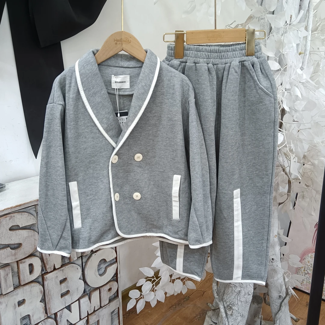 G593灰色套装童装/啵里