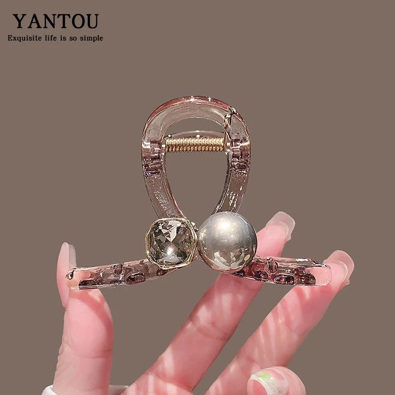 2024新款高级感抓夹气质中号发抓后脑勺盘发鲨鱼夹网红半扎发卡子