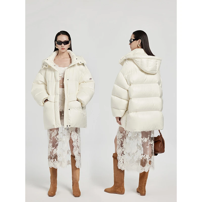 NancyCavally 专柜款高密超细旦95白鹅绒 極简零压廓形保暖羽绒服