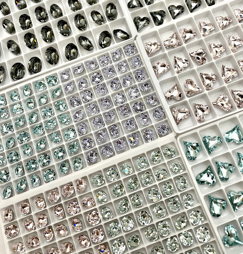 【单拍】爆闪彩色美甲钻手工diy（下单备注 ）