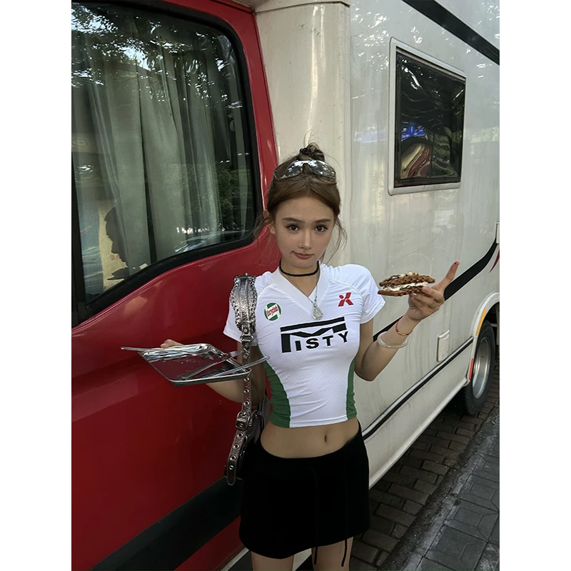 D YANGJUN 夏秋新款美式短款球衣独特别致辣妹上衣短袖正肩女T恤