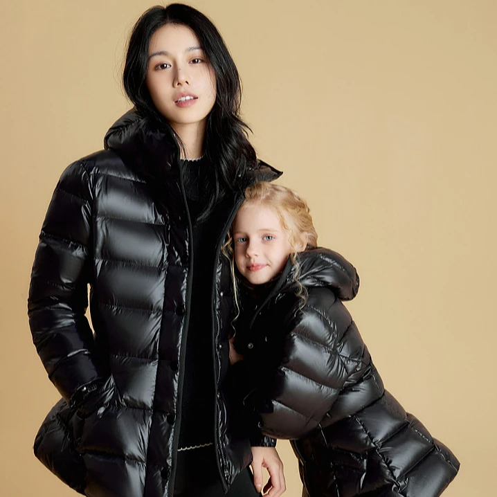 【冰淇淋小蛮腰】【90绒】女童连帽防风亮面短款羽绒服JE5ZJP16251FSP