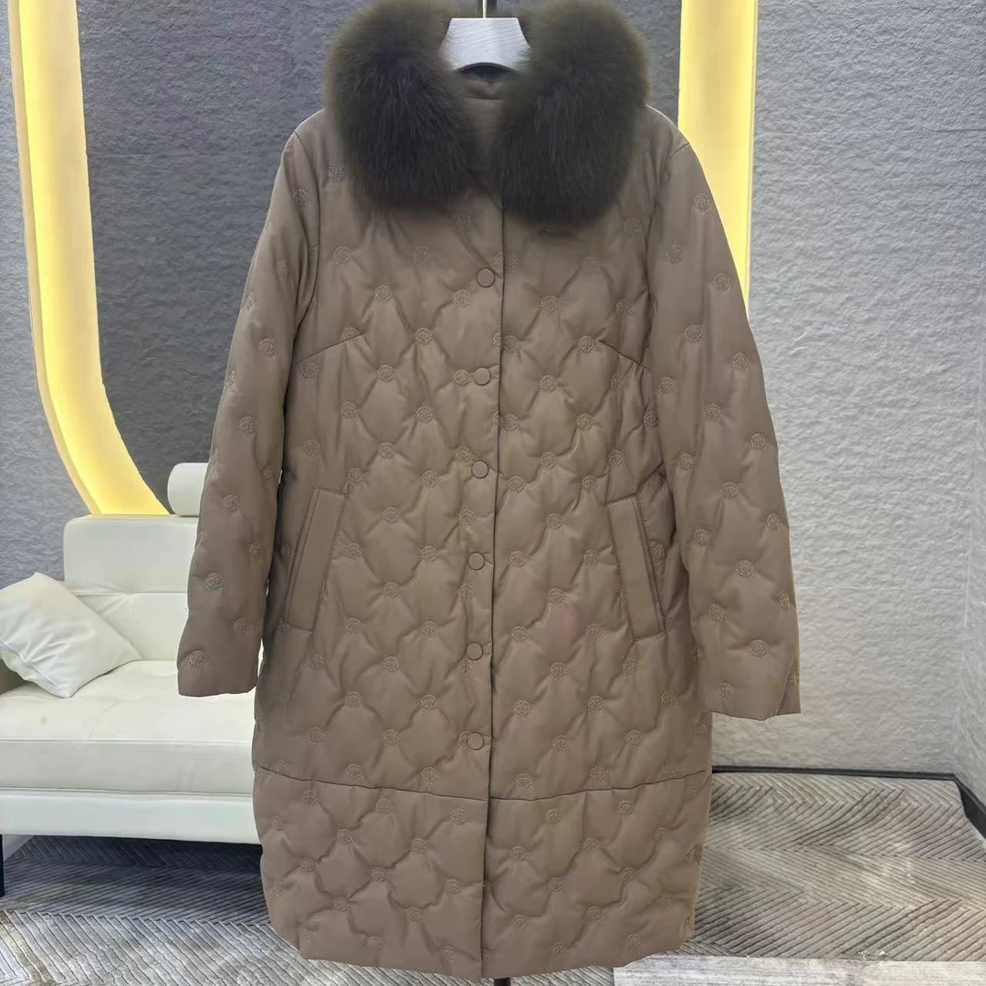 6857，时尚2024冬季新款宽松显瘦毛领可拆卸高级刺绣皮外套