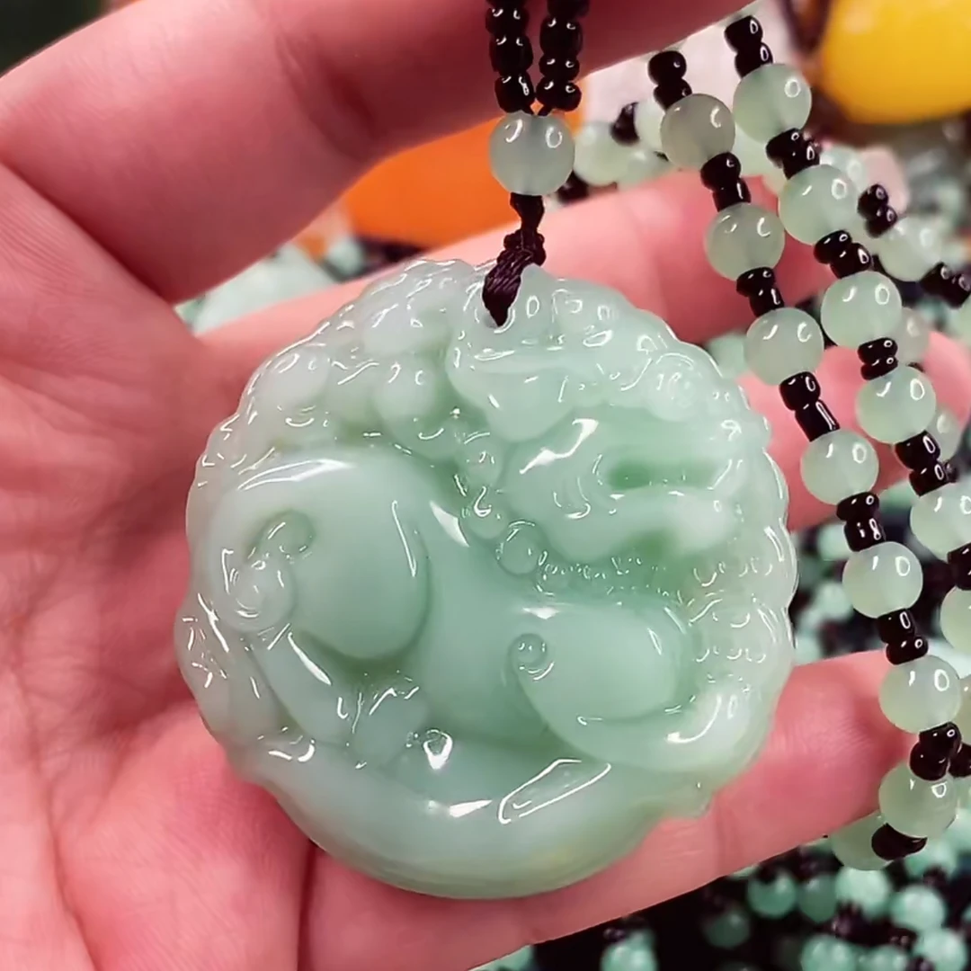 8.浅绿双面貔貅情侣款经典男女同款吊坠