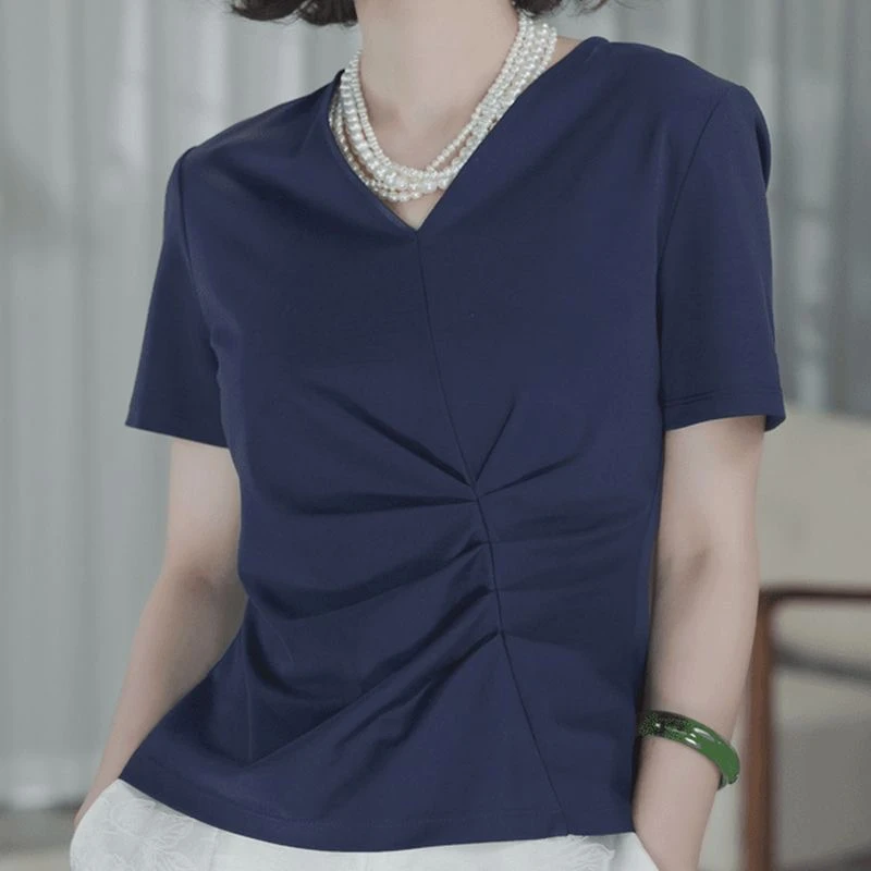气质百搭洋气修身上衣女夏季不规则v领t恤时尚短款短袖2024新款