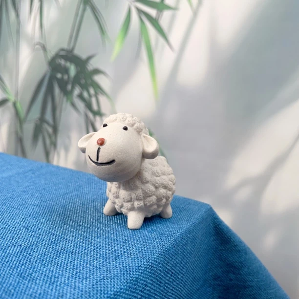 宜兴紫砂小绵羊茶宠摆件可爱卡通茶桌装饰