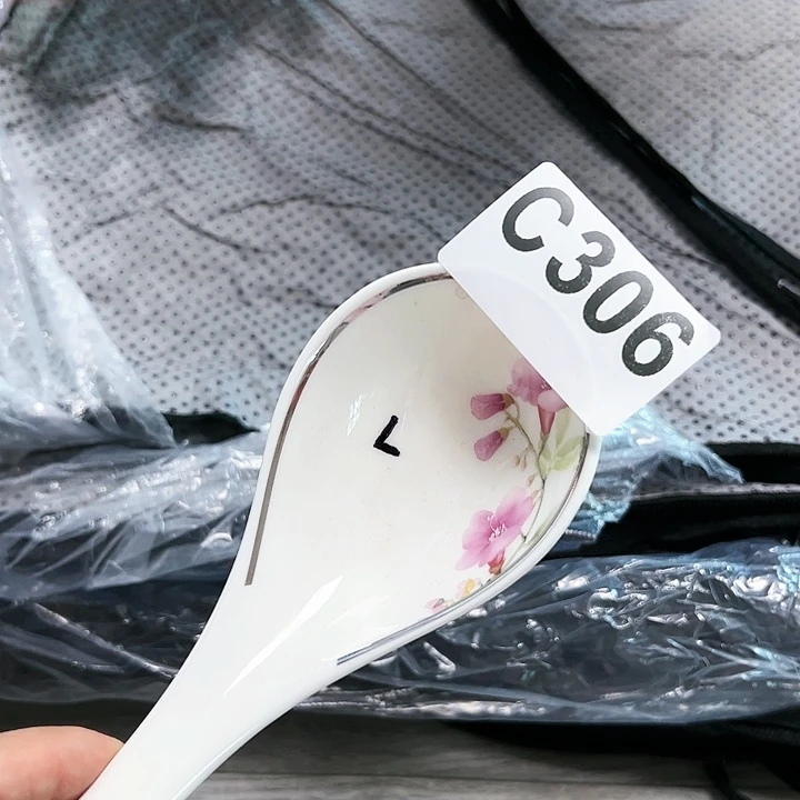 瓷片…………………………！！！！！