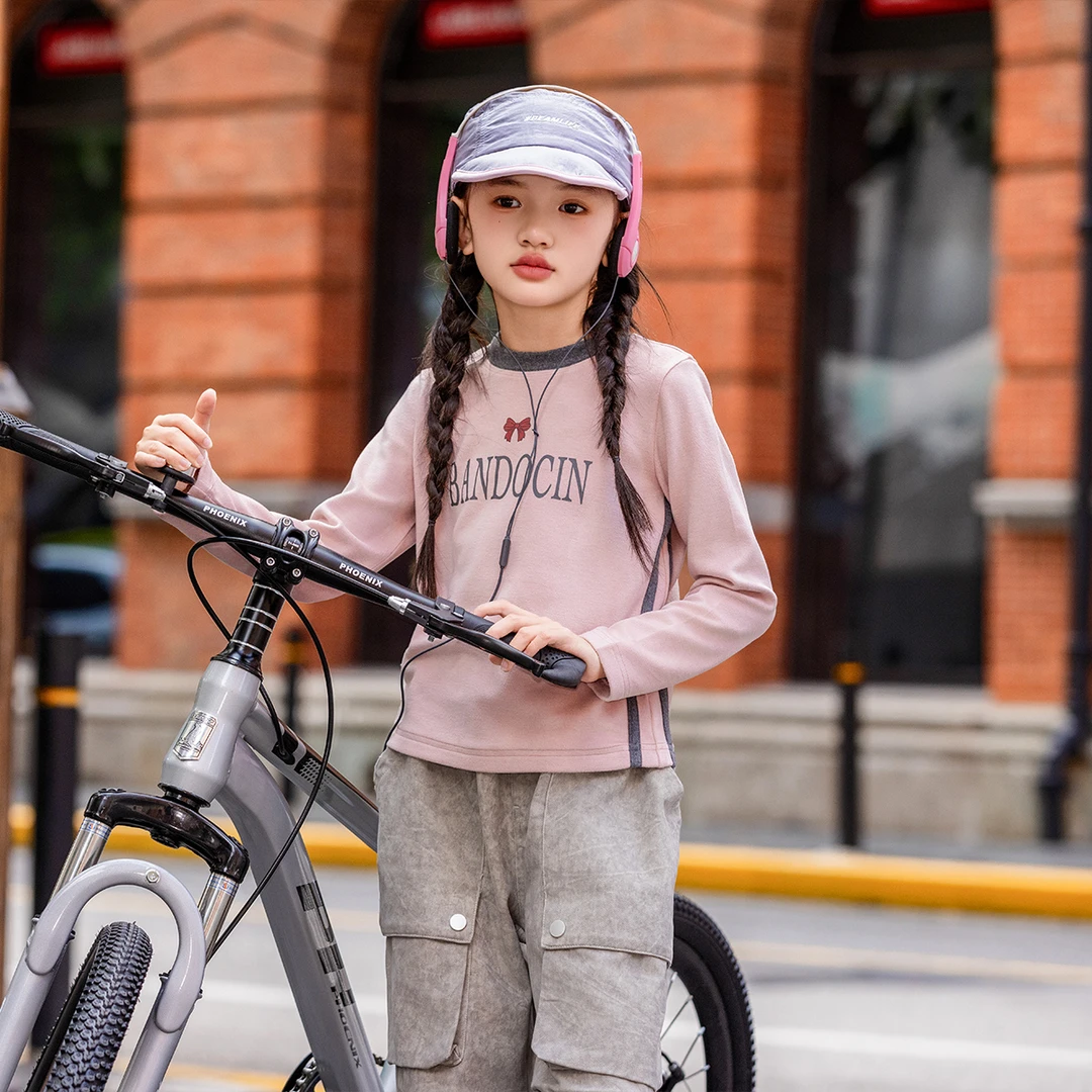 BANDOCIN/半度闲美式甜酷T恤上衣女童秋冬时尚短款字母圆领打底衫