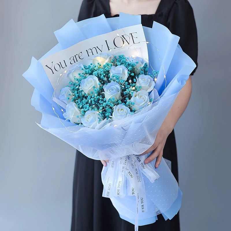 碎冰蓝礼盒玫瑰永生满天星假花花束送女朋友闺蜜老婆生日七夕礼物