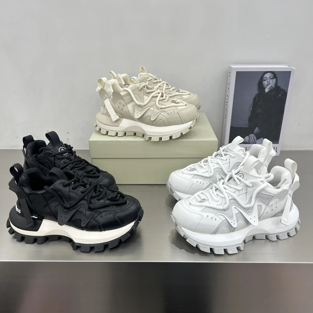 2025冬季新款加绒纯皮阿甘鞋女韩版时尚休闲百搭厚底运动鞋女