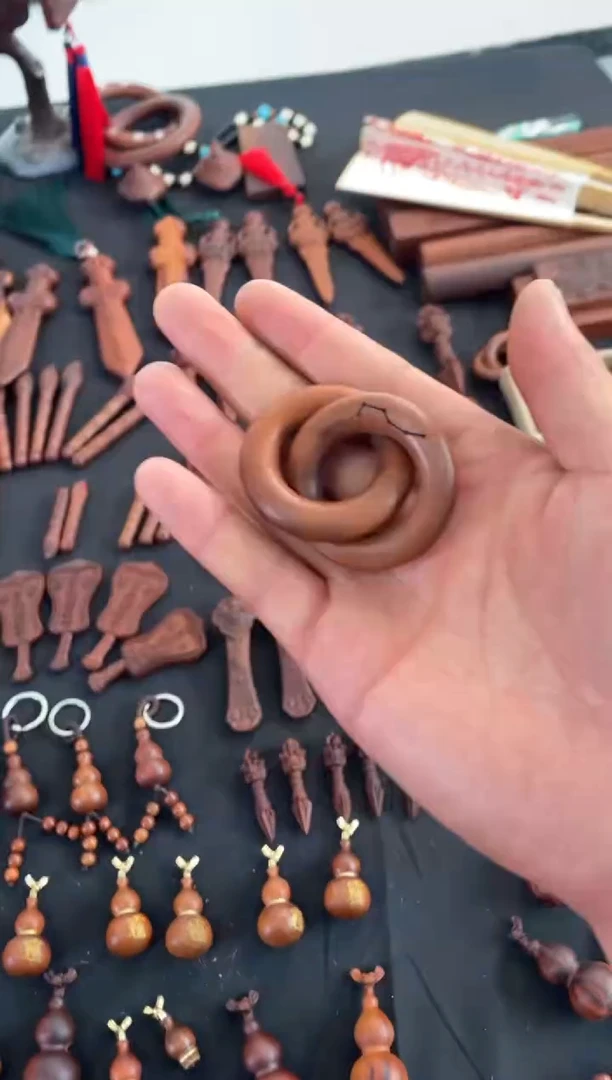 【闪购商品】木枣木普通小乾坤圈随机发货