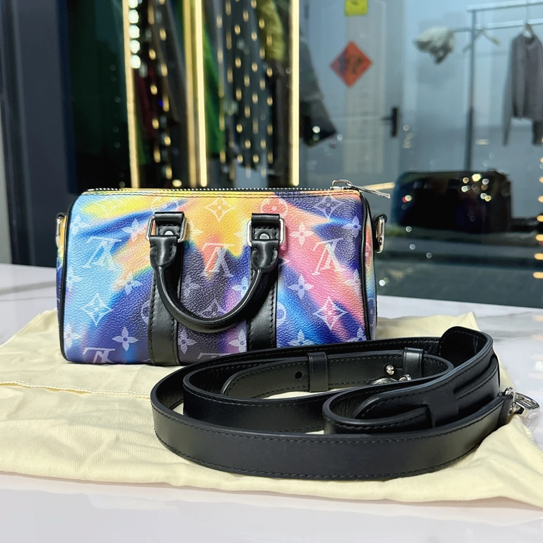 99新 LouisVuitton/路易威登 keepall /印花涂层帆布/单肩斜挎包
