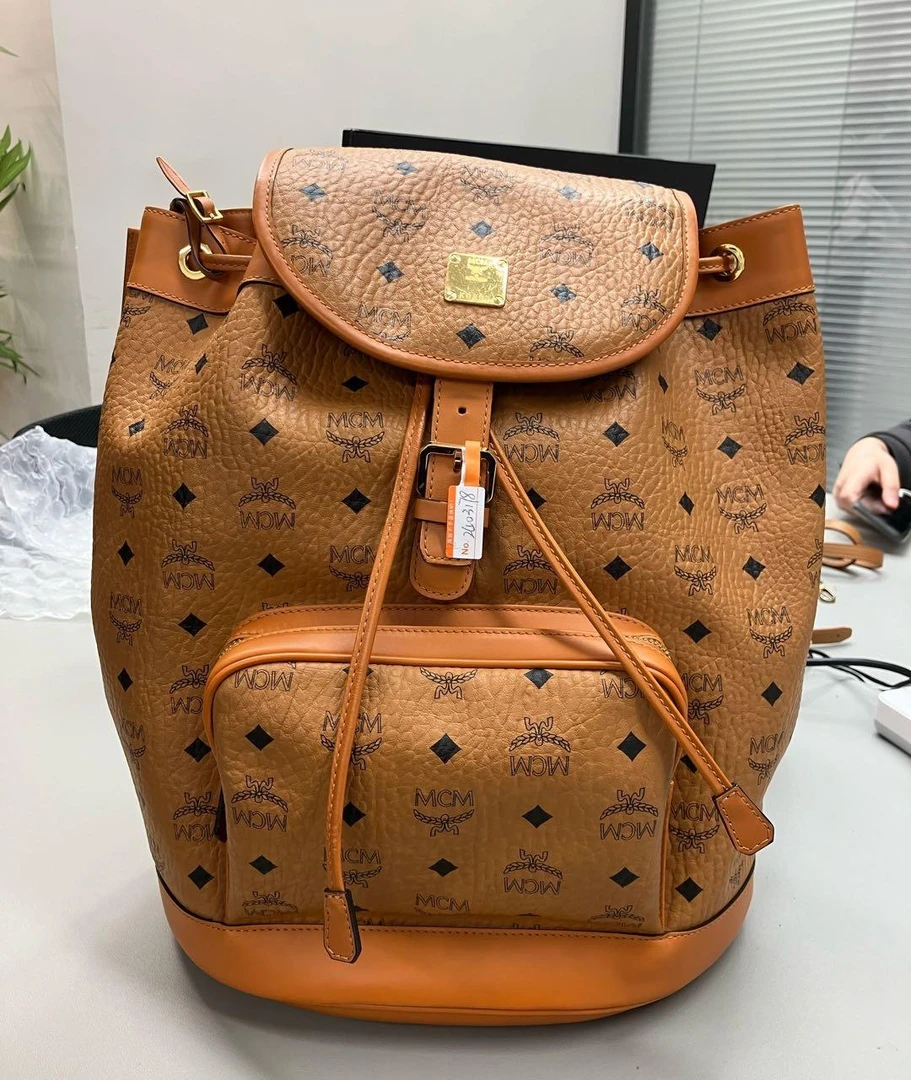 W MCM棕色双肩包99165145