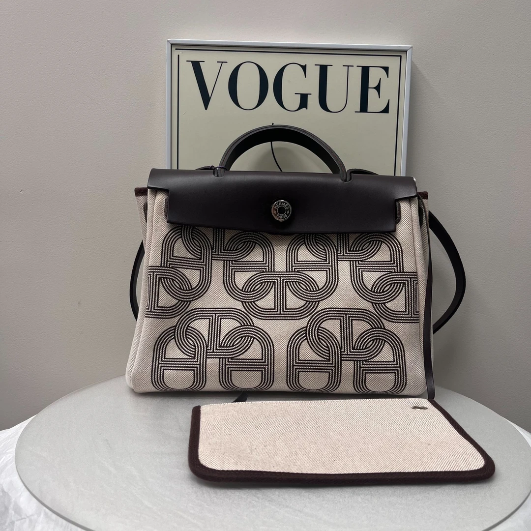 95新 Hermes/爱马仕 W乌木色Herbag31猪鼻子图案单肩包53708301