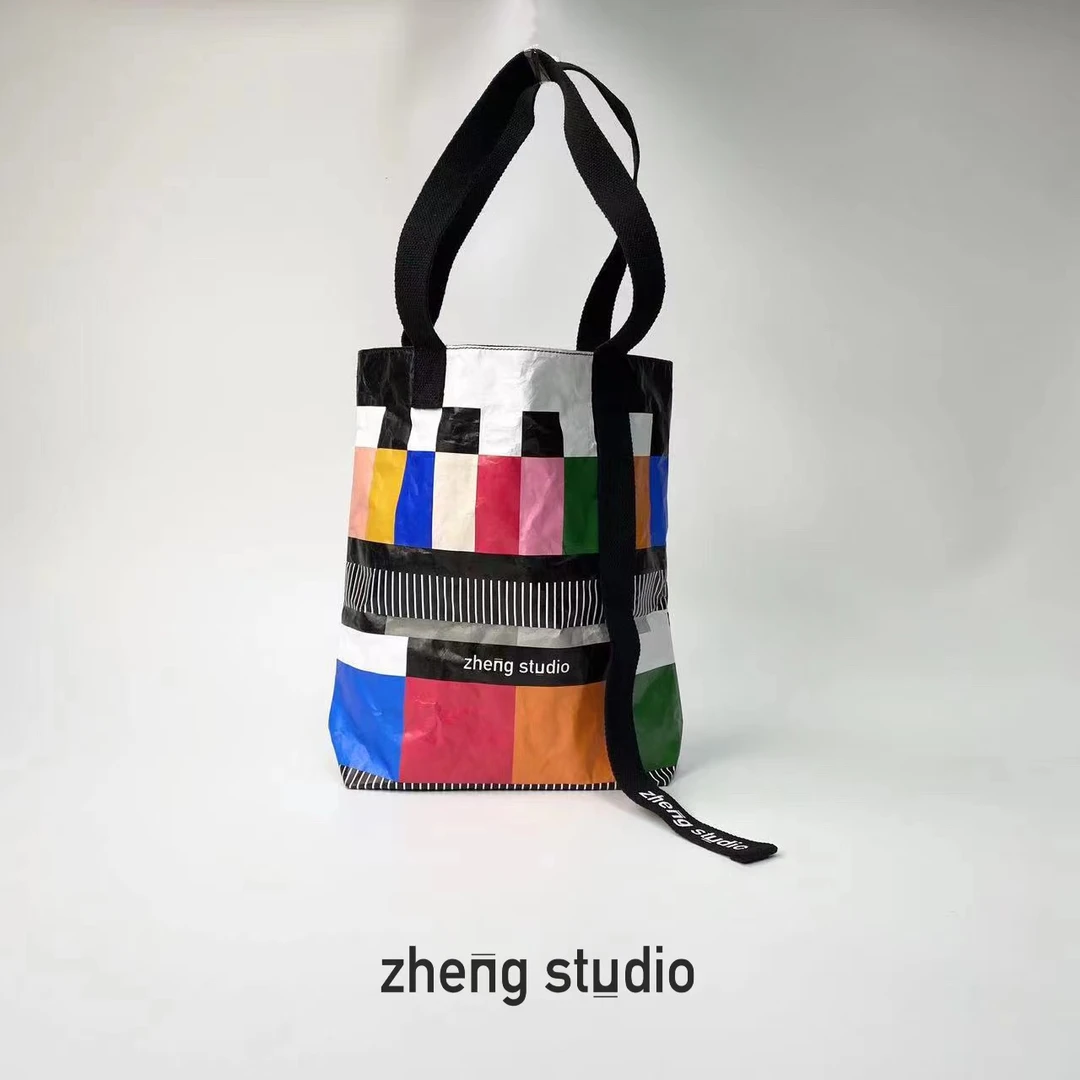 星期二 杜邦纸单肩包