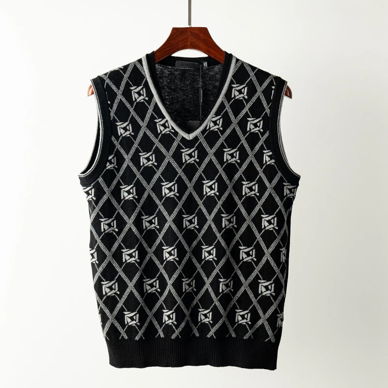 男士春秋款日常休闲商务百搭V领毛衫(YC5062)