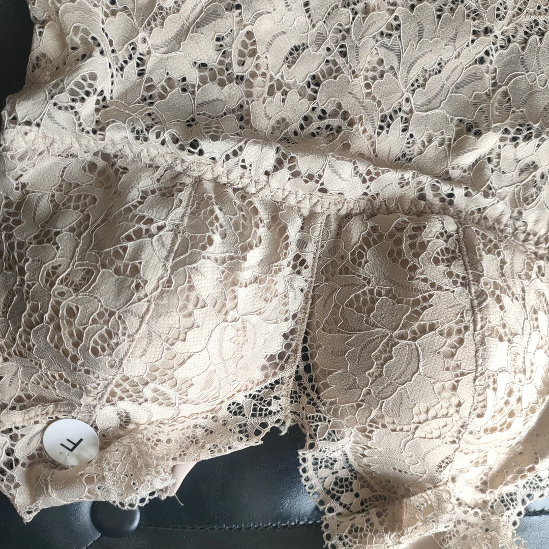 美背内衣打底时尚