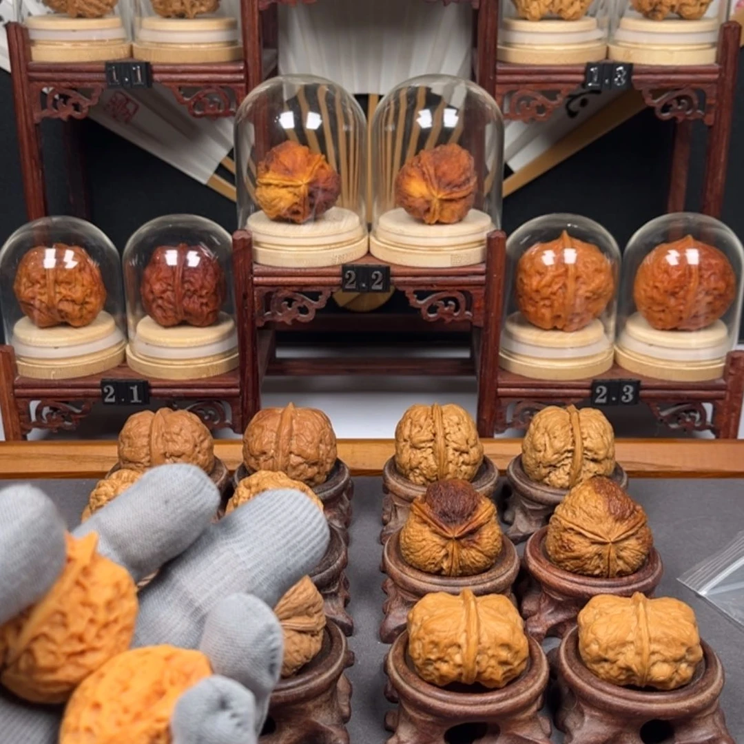 【闪购商品】文玩核桃把件M****王40尺寸元宝金蟾