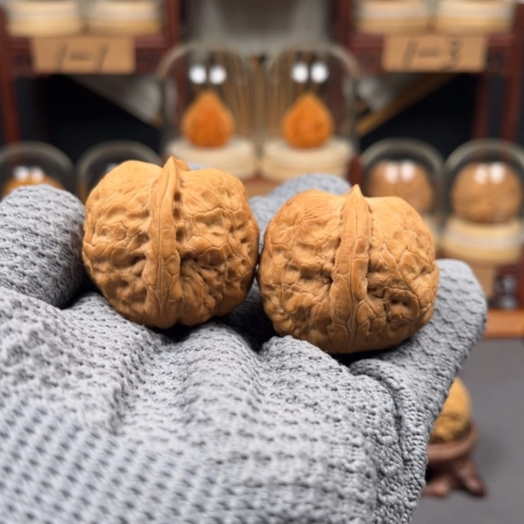 【闪购商品】文玩核桃把件5**340尺寸粗筋元宝