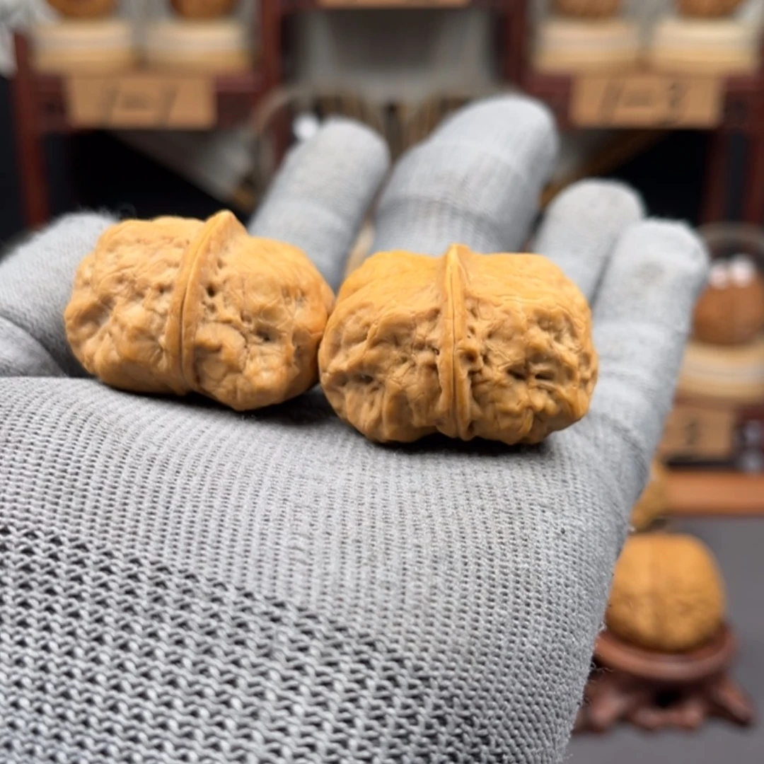 【闪购商品】文玩核桃把件点***黑38尺寸贵妃枕