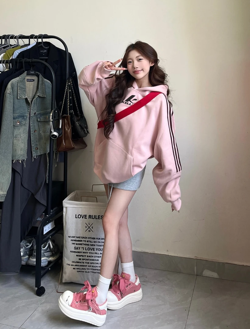 早秋新款美式复古条纹多巴胺连帽卫衣女高街插肩百搭上衣#T012257