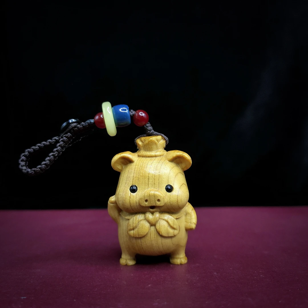 【盛武文创】崖柏木12生肖猪木雕件钥匙挂件卡通猪摆件萌宠可爱猪