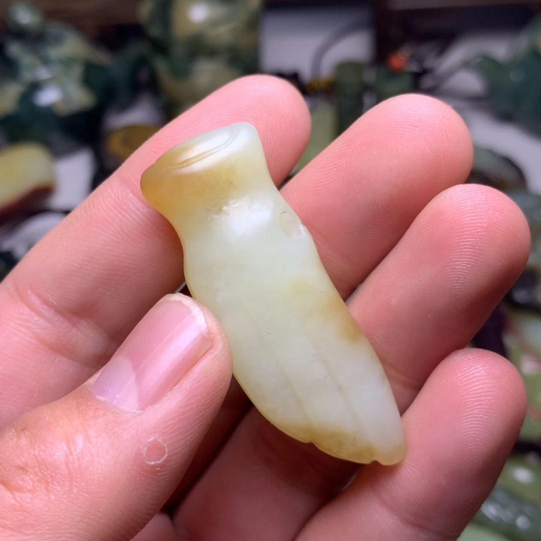 【闪购商品】岫岩老玉(透闪石质玉)挂件未镶嵌走***方