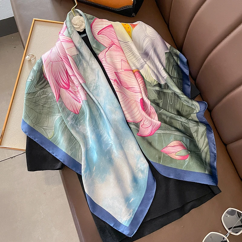 春秋薄款仿真丝丝巾披肩女90大方巾送妈妈百搭护颈围巾绑包配衬