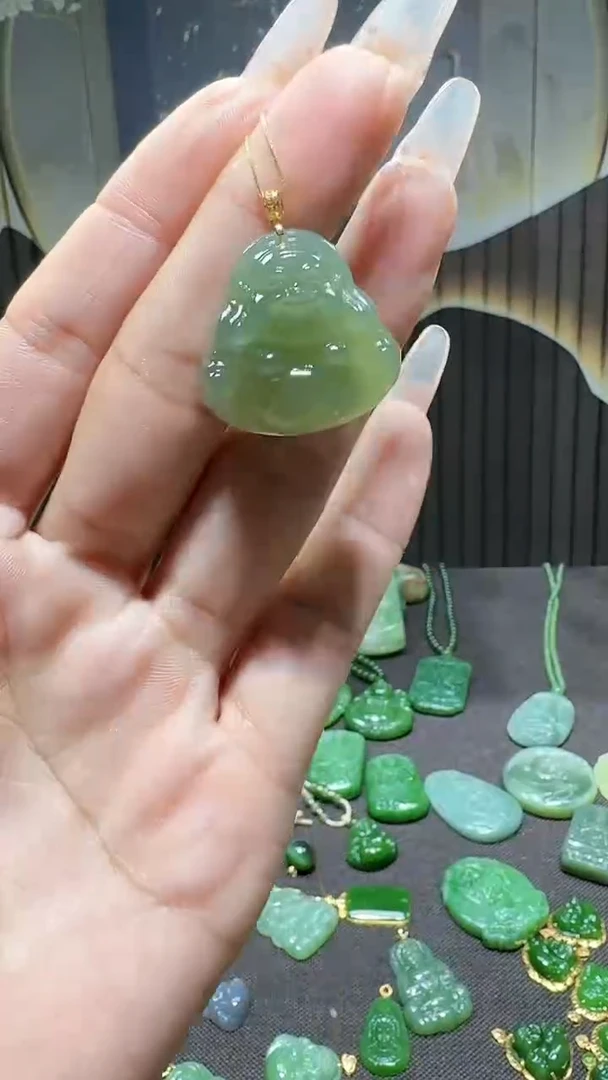 【闪购商品】和田玉吊坠(不含链)18K金镶嵌1