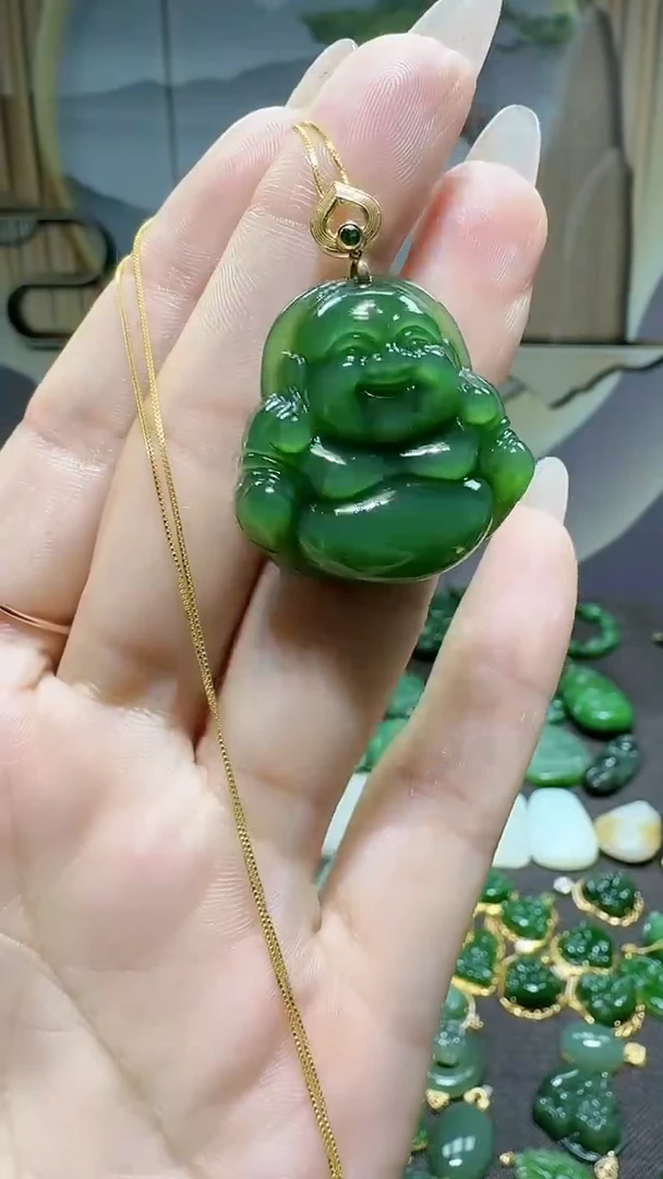【闪购商品】和田玉挂件18K金镶嵌1