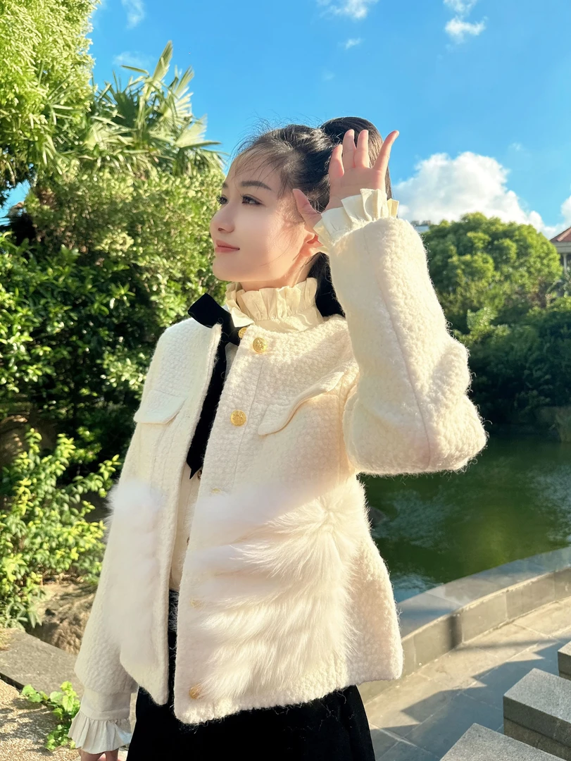 2024秋冬新款女士短外套小香风高级感轻熟风洋气毛毛外套P146502E