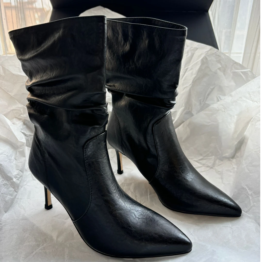 【灯火可亲】7CM女士气质时尚百搭尖头细跟高跟中筒秋冬黑色长靴