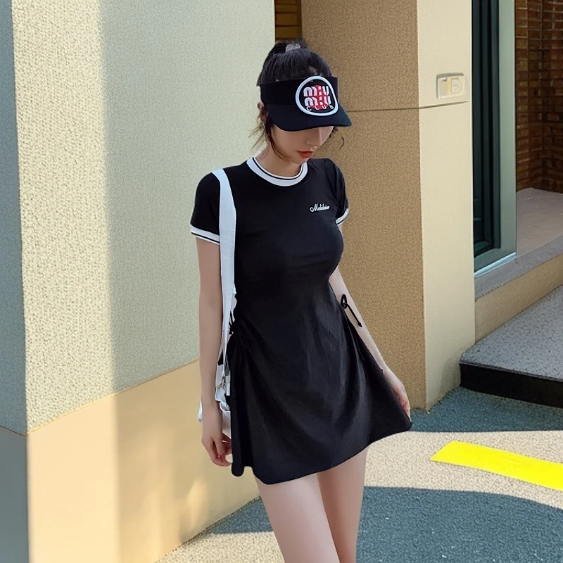 美亦舒美亦舒新款泳衣女运动仙女范连体遮肚显瘦平角大码泳装温泉
