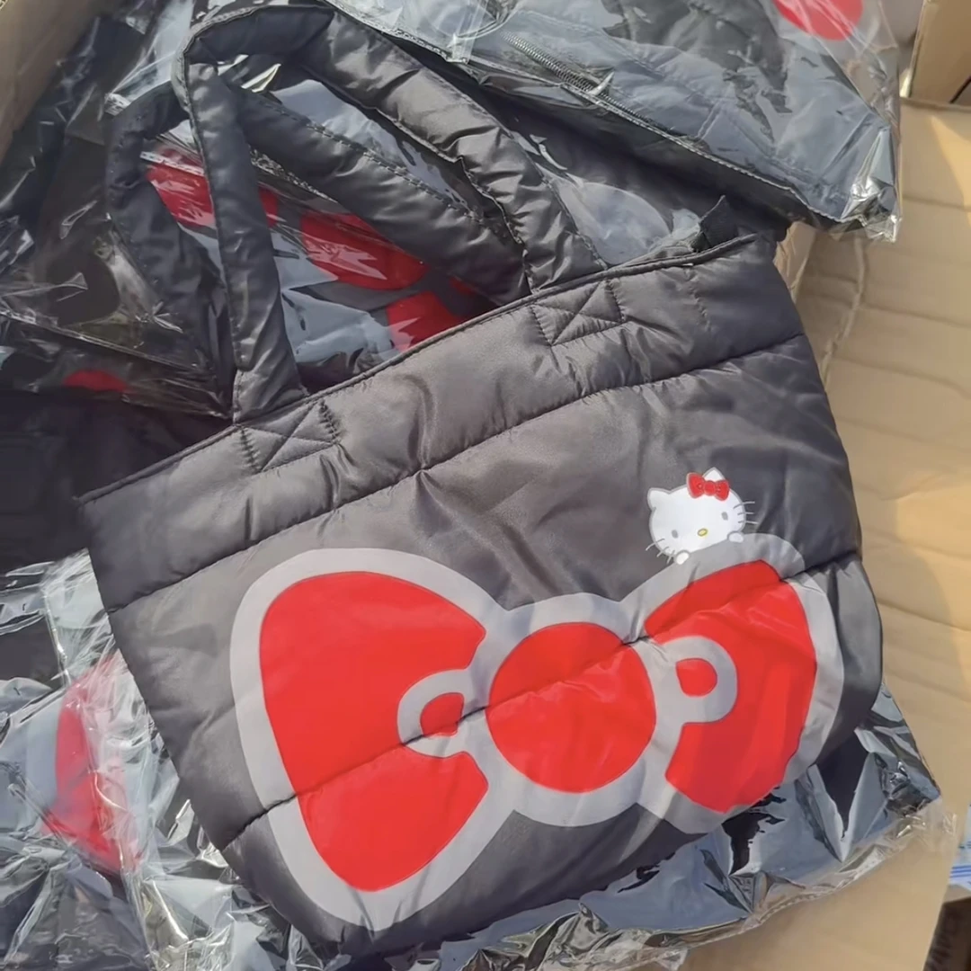 4月1号一81号 黑色蝴蝶结猫咪收纳袋27X38CM