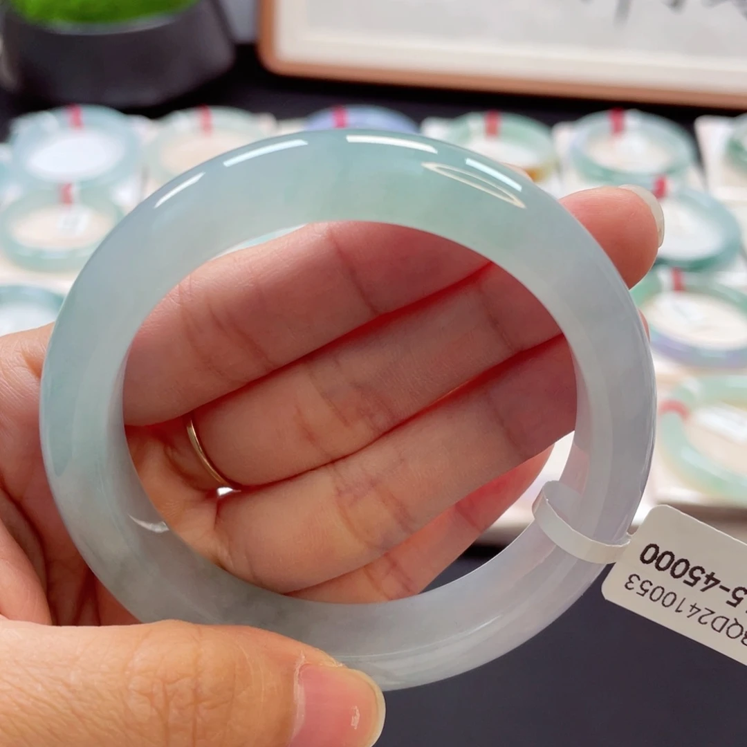 翡翠手镯未镶嵌57.5冰透晴飘花43号