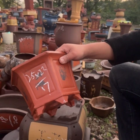 紫砂花盆紫砂瑕疵