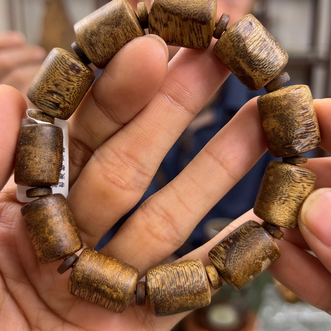 沉香手串海南老白棋板头卡1.3/16g+