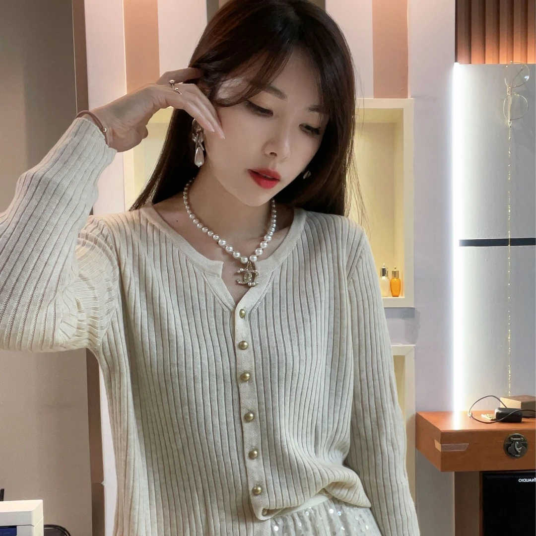 艾尚韩系简约甜美显瘦气质洋气百搭软糯薄款纯色针织开衫