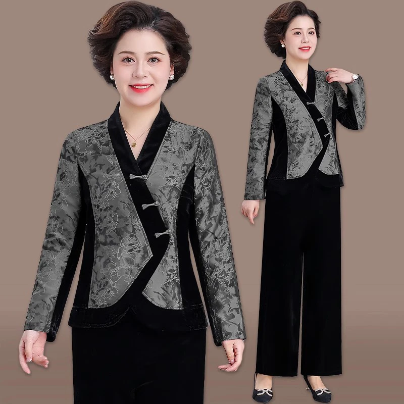 中老年妈妈秋装2025新款金丝绒两件套装六十岁中年妇女长袖上衣服