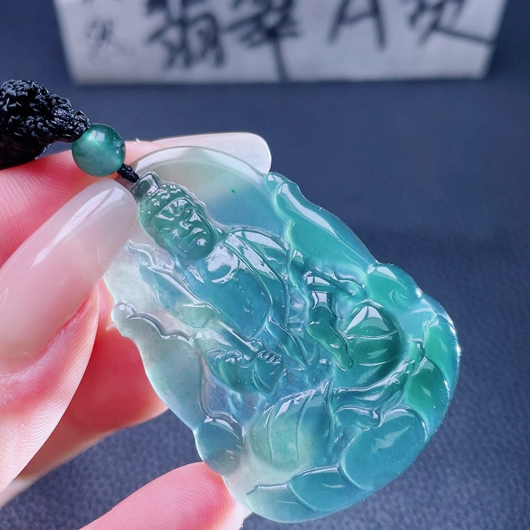 翡翠颈饰未镶嵌888888888888