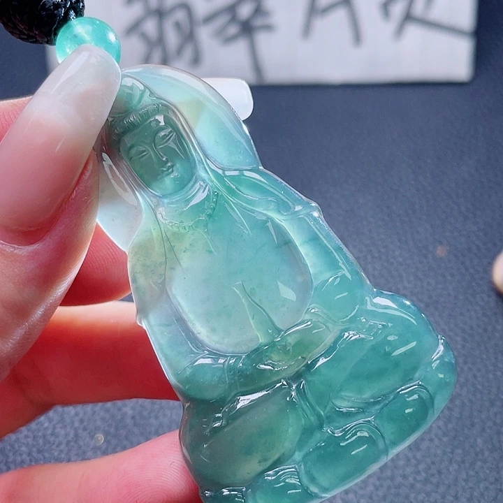 翡翠颈饰未镶嵌999999999
