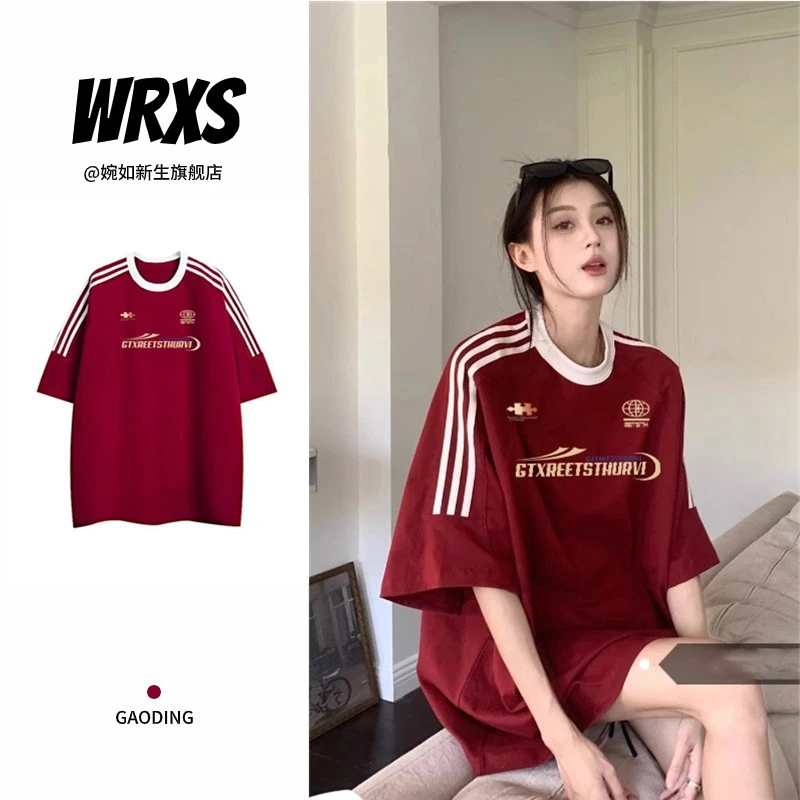 【婉如新生】夏季潮流三条杠短袖纯棉T恤女大码宽松半袖酒红色上衣