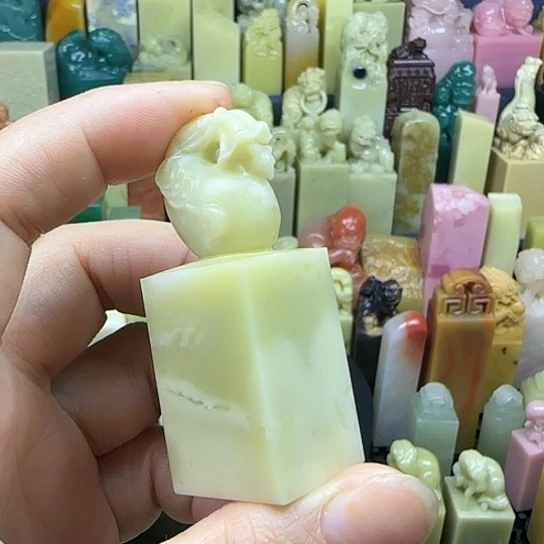 青田石凡**舍青田封门青老鼠福袋