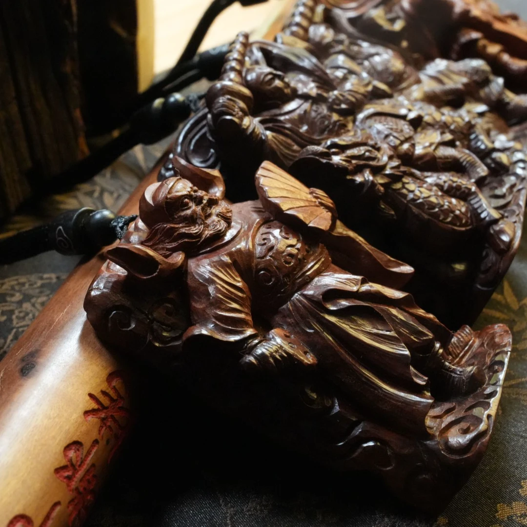 (非遗)雷枣 手工立体雕刻人物吊坠牌摆件天然原生态雷击枣木