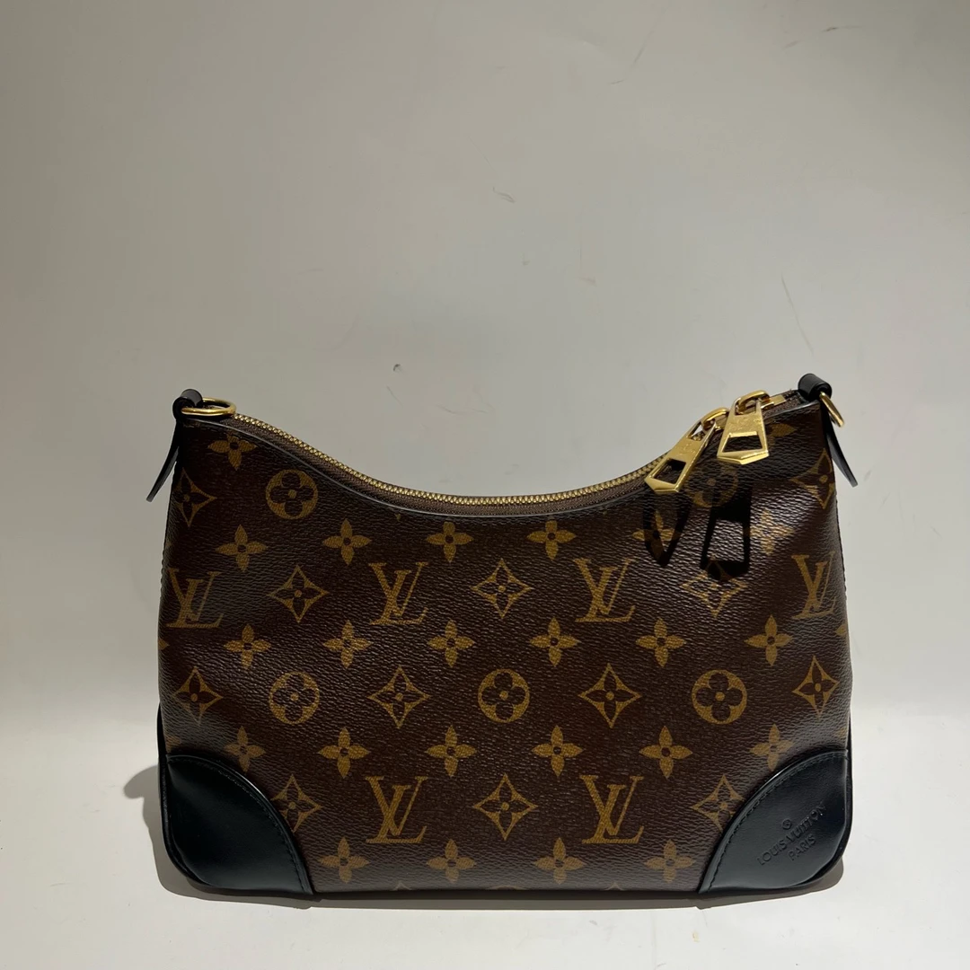 95新 LouisVuitton/路易威登 9701701/KIKIFIFI/黑牛角包