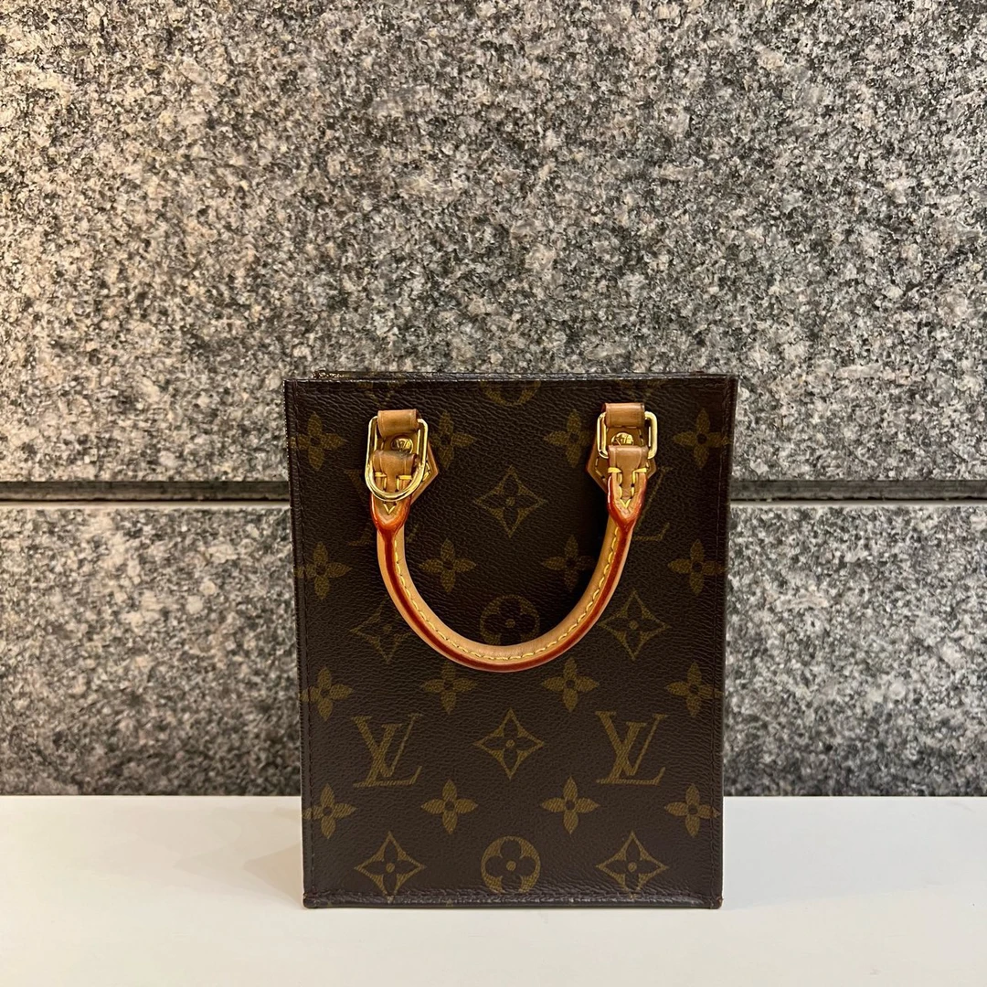 95新 LouisVuitton/路易威登 9223434/KIKIFIFI/老花琴谱包